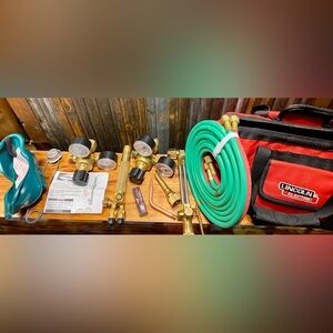 LINCOLN ELECTRIC CUT WELDER KIT